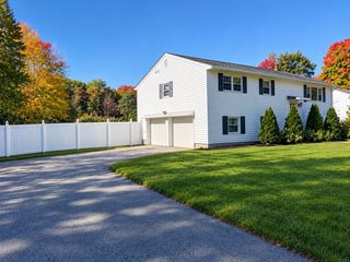 70 Frye Rd, Methuen, MA 01844