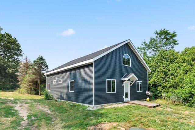 579 E 800 N, Wheatfield, IN 46392