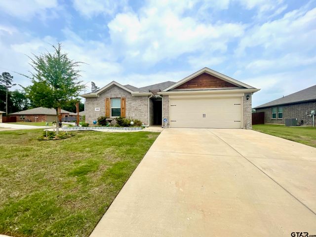 1206 Hidden Valley, Chandler, TX 75758