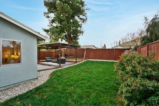 5221 5221 Lenore Ave, Livermore, CA 94550
