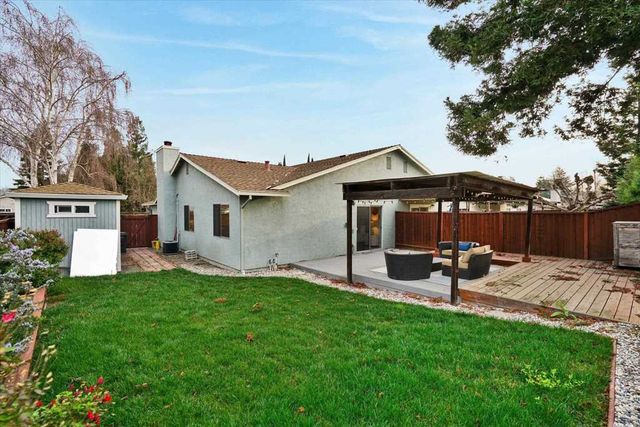 5221 5221 Lenore Ave, Livermore, CA 94550