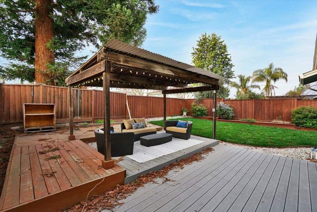 5221 5221 Lenore Ave, Livermore, CA 94550