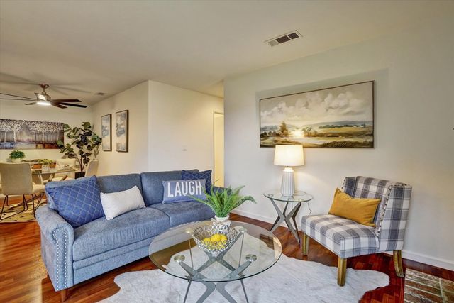 5221 5221 Lenore Ave, Livermore, CA 94550