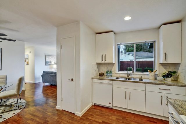 5221 5221 Lenore Ave, Livermore, CA 94550