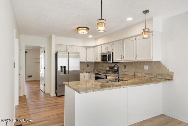 10417 Gisela Ct, Louisville, KY 40118