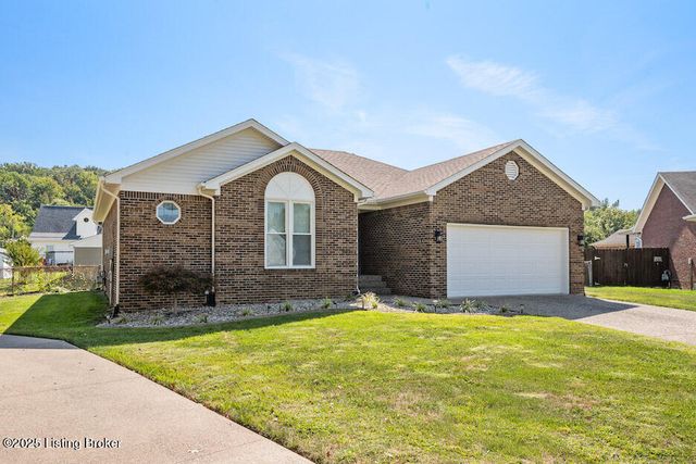 10417 Gisela Ct, Louisville, KY 40118