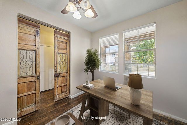 1917 E DALEY Lane, Phoenix, AZ 85024