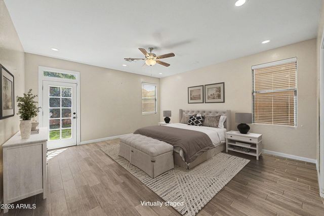 1917 E DALEY Lane, Phoenix, AZ 85024