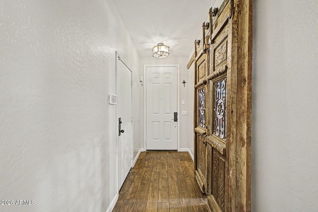 1917 E DALEY Lane, Phoenix, AZ 85024 — photo 3