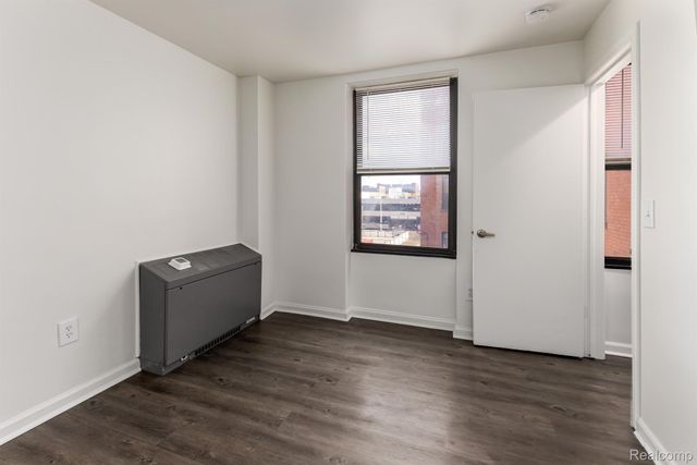 629 W Milwaukee Street 302, Detroit, MI 48202