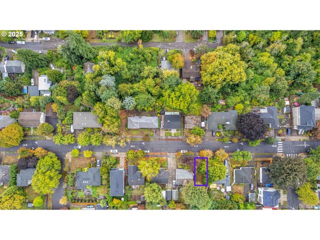 Se CRYSTAL SPRINGS Blvd, Portland, OR 97206