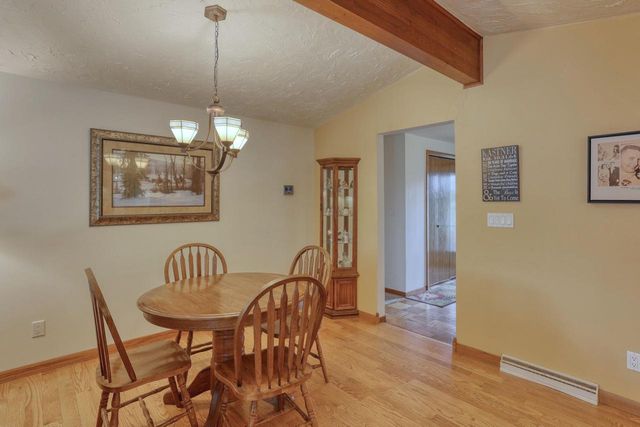 S43W36805 Laak LANE, Dousman, WI 53118