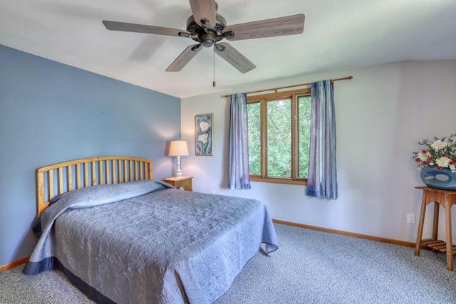 S43W36805 Laak LANE, Dousman, WI 53118