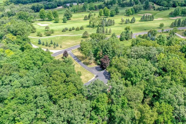 S43W36805 Laak LANE, Dousman, WI 53118