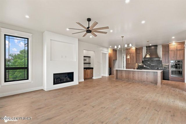 900 N Yeti Street, Palmer, AK 99645