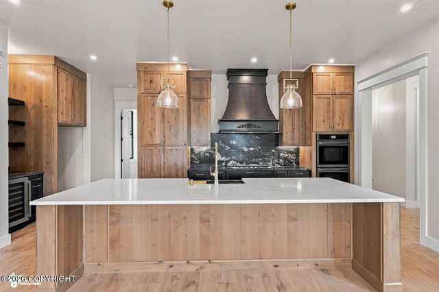 900 N Yeti Street, Palmer, AK 99645