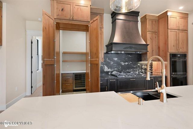 900 N Yeti Street, Palmer, AK 99645