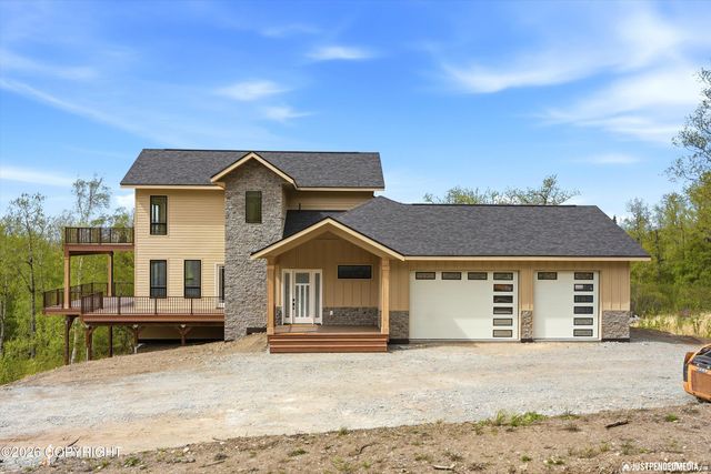 900 N Yeti Street, Palmer, AK 99645