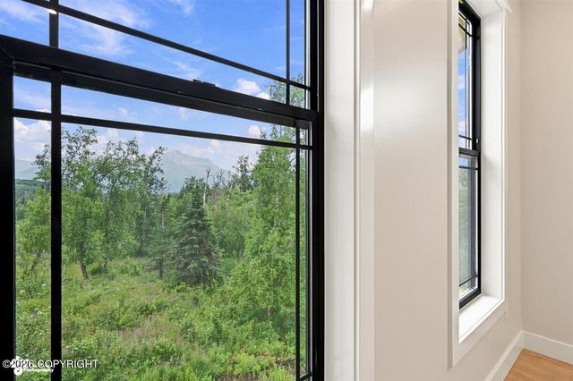 900 N Yeti Street, Palmer, AK 99645