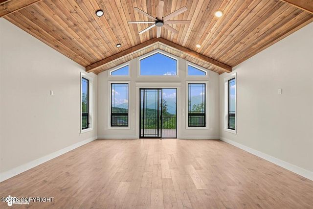 900 N Yeti Street, Palmer, AK 99645