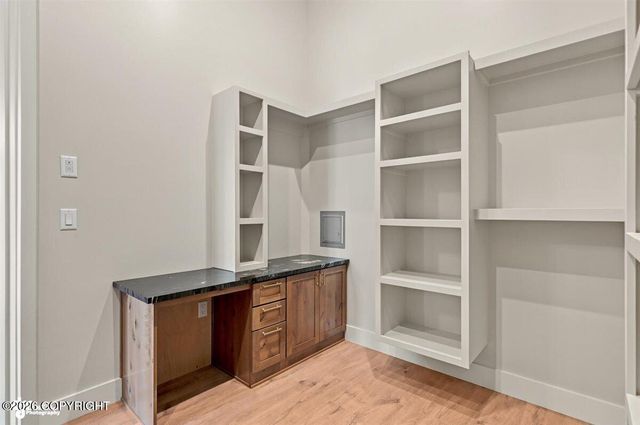 900 N Yeti Street, Palmer, AK 99645