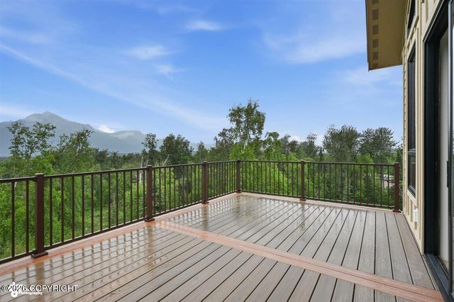 900 N Yeti Street, Palmer, AK 99645
