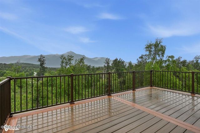 900 N Yeti Street, Palmer, AK 99645