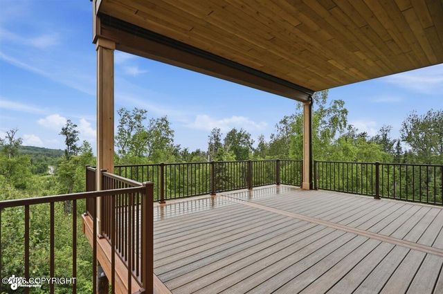 900 N Yeti Street, Palmer, AK 99645