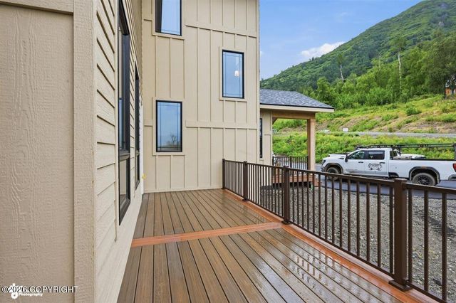 900 N Yeti Street, Palmer, AK 99645