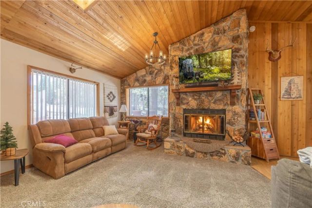 42324 Paramount, Big Bear Lake, CA 92315