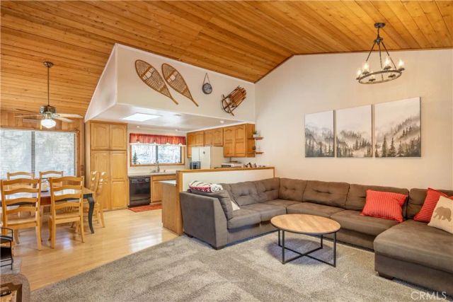 42324 Paramount, Big Bear Lake, CA 92315