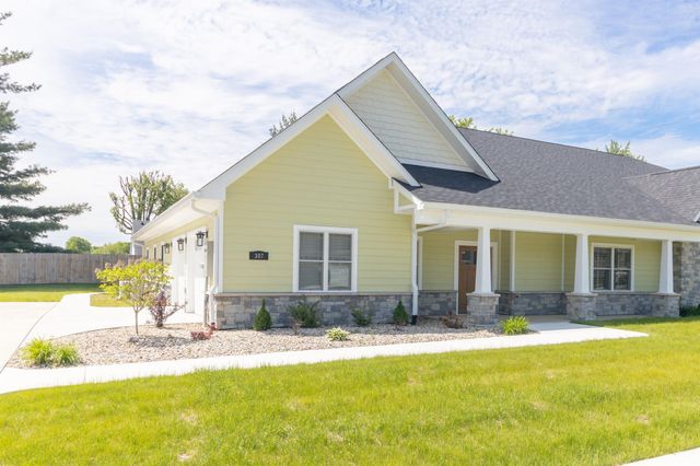 307 Blue River Drive, Knightstown, IN 46148