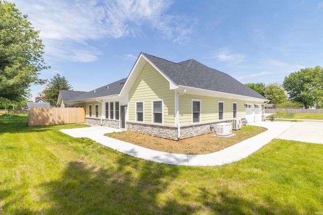 307 Blue River Drive, Knightstown, IN 46148