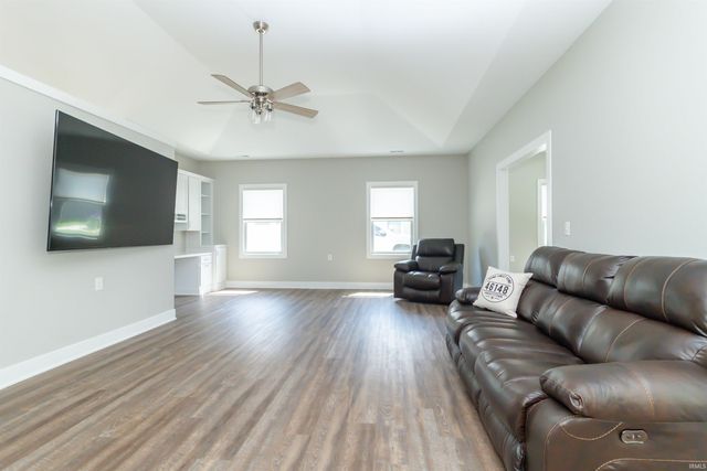 307 Blue River Drive, Knightstown, IN 46148