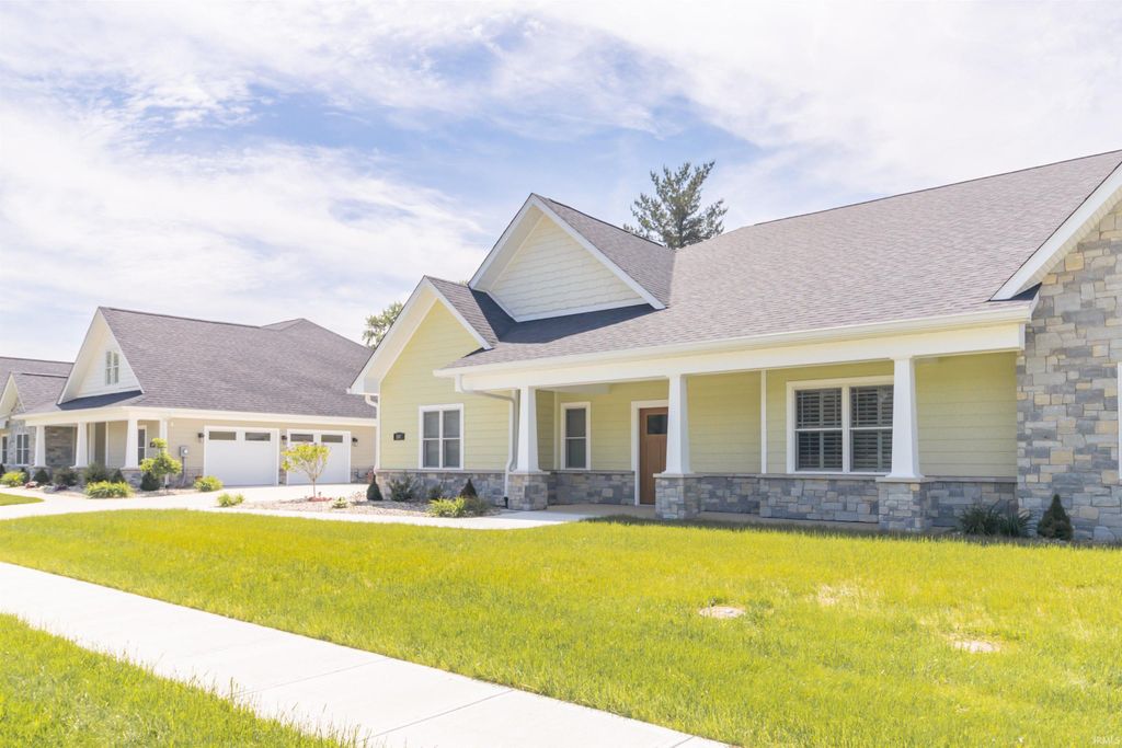 307 Blue River Drive, Knightstown, IN 46148