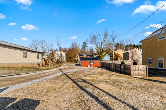 60 Shiloh Road, Asheville, NC 28803