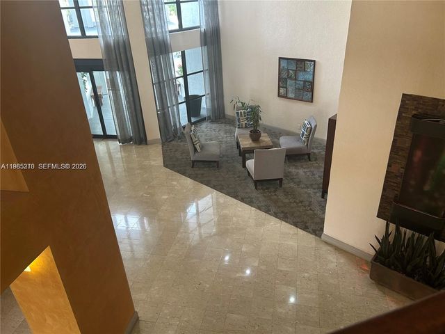 400 Leslie Dr 308, Hallandale Beach, FL 33009