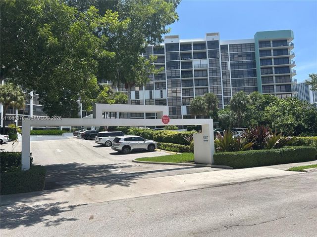400 Leslie Dr 308, Hallandale Beach, FL 33009