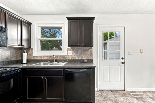 2424 Oxford Street, Lafayette, IN 47909