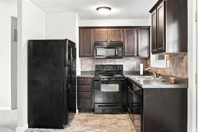2424 Oxford Street, Lafayette, IN 47909