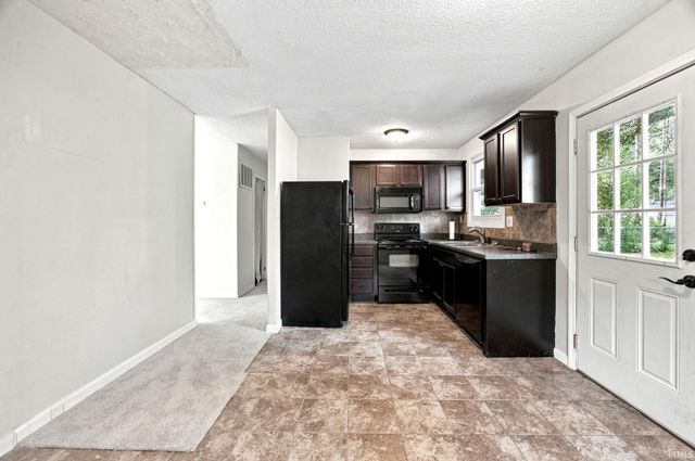 2424 Oxford Street, Lafayette, IN 47909