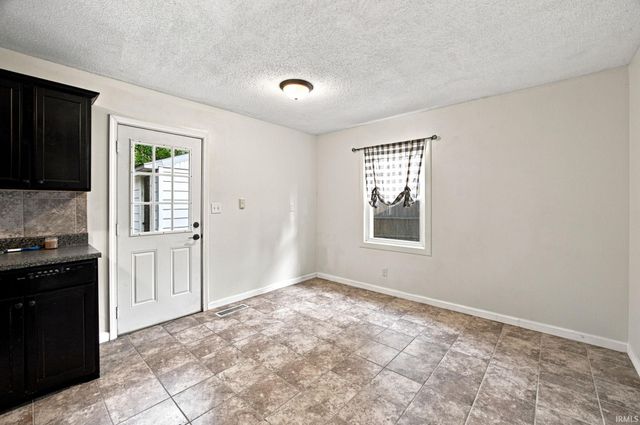 2424 Oxford Street, Lafayette, IN 47909