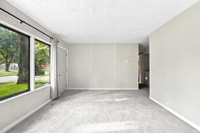 2424 Oxford Street, Lafayette, IN 47909
