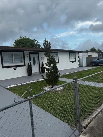 11741 SW 182nd Ter, Miami, FL 33177