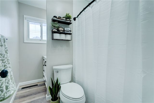 48 Coronet Road, Henrietta, NY 14623