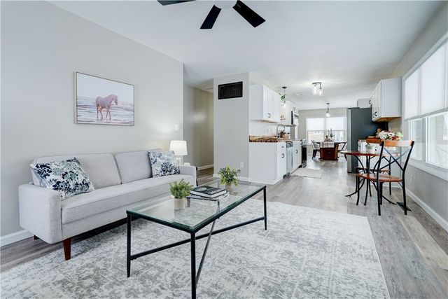 48 Coronet Road, Henrietta, NY 14623