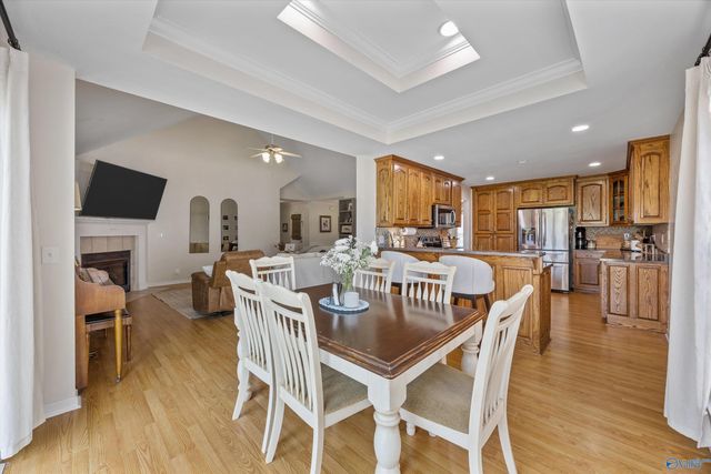 103 Red Sunset Circle, Owens Cross Roads, AL 35763