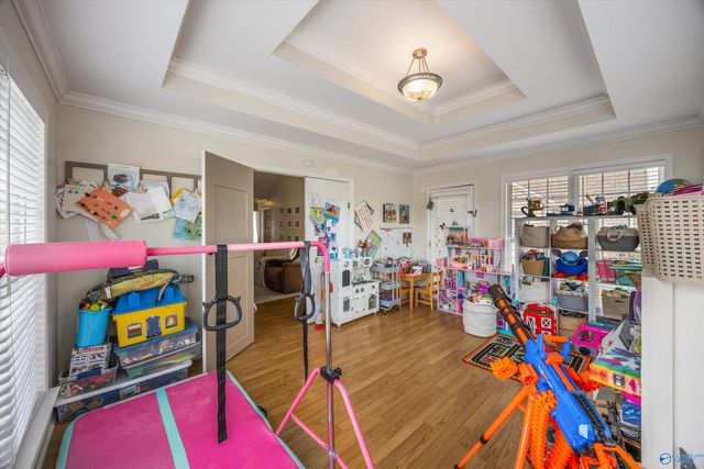 103 Red Sunset Circle, Owens Cross Roads, AL 35763