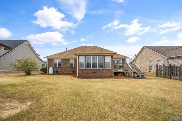 103 Red Sunset Circle, Owens Cross Roads, AL 35763