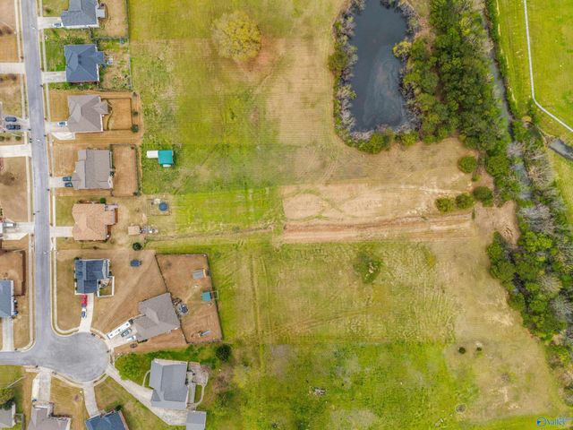 103 Red Sunset Circle, Owens Cross Roads, AL 35763